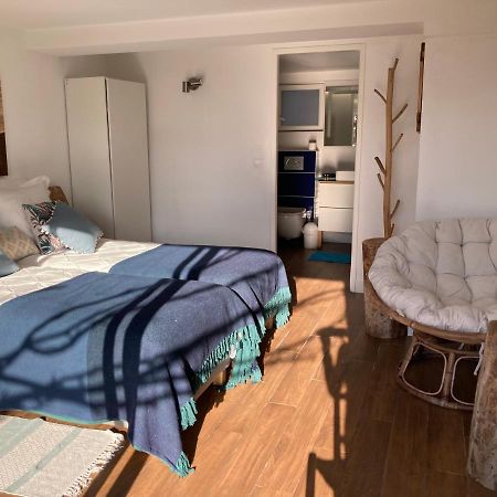 Bed,Kitchen And Swimming Pool Villa Esterel Saint-Raphaël Εξωτερικό φωτογραφία