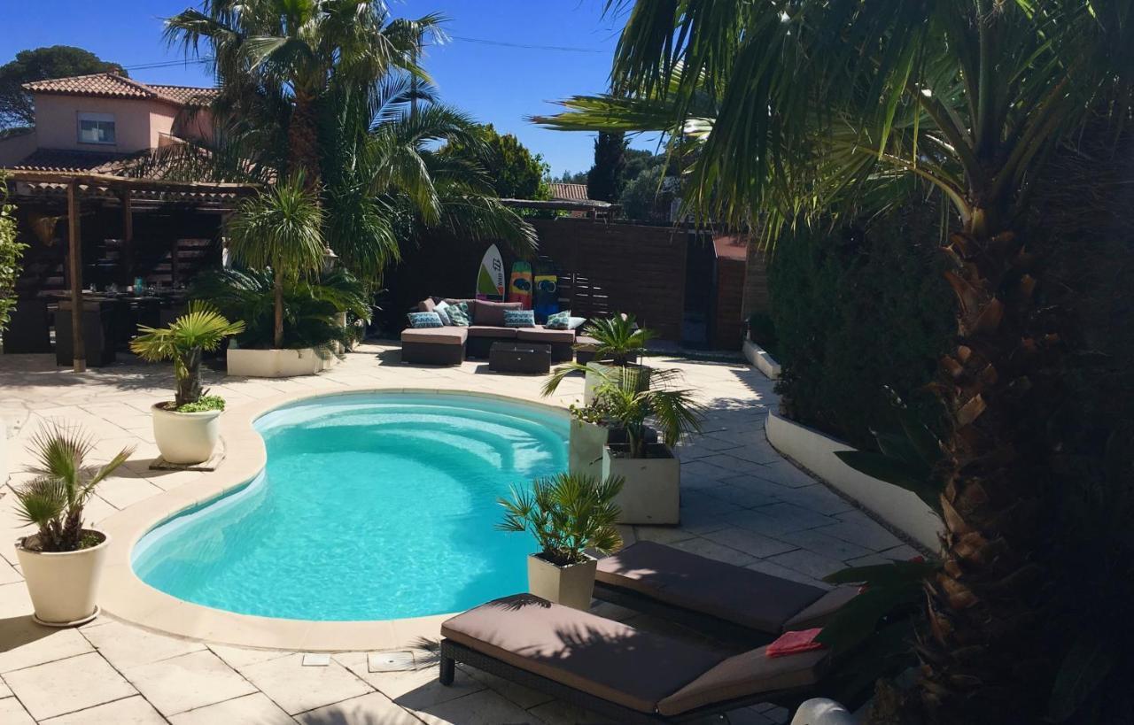 Bed,Kitchen And Swimming Pool Villa Esterel Saint-Raphaël Εξωτερικό φωτογραφία