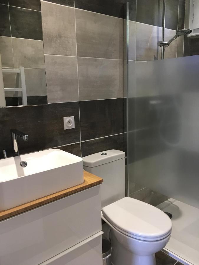 Bed,Kitchen And Swimming Pool Villa Esterel Saint-Raphaël Εξωτερικό φωτογραφία