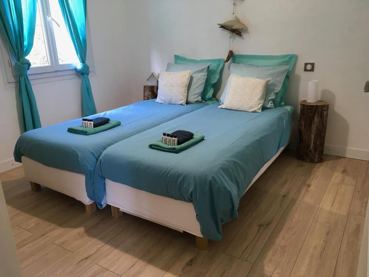 Bed,Kitchen And Swimming Pool Villa Esterel Saint-Raphaël Εξωτερικό φωτογραφία