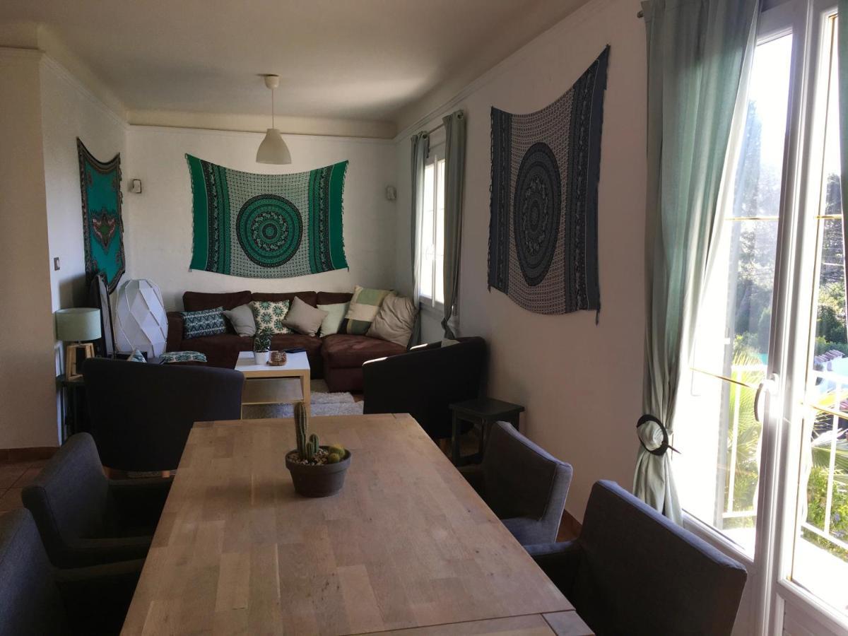 Bed,Kitchen And Swimming Pool Villa Esterel Saint-Raphaël Εξωτερικό φωτογραφία